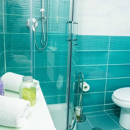 Little House Camilla Naples