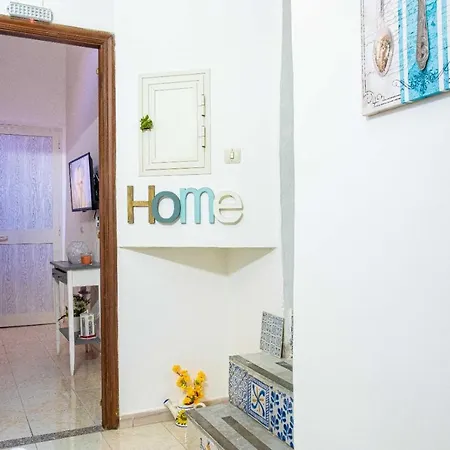 Little House Camilla Apartment *